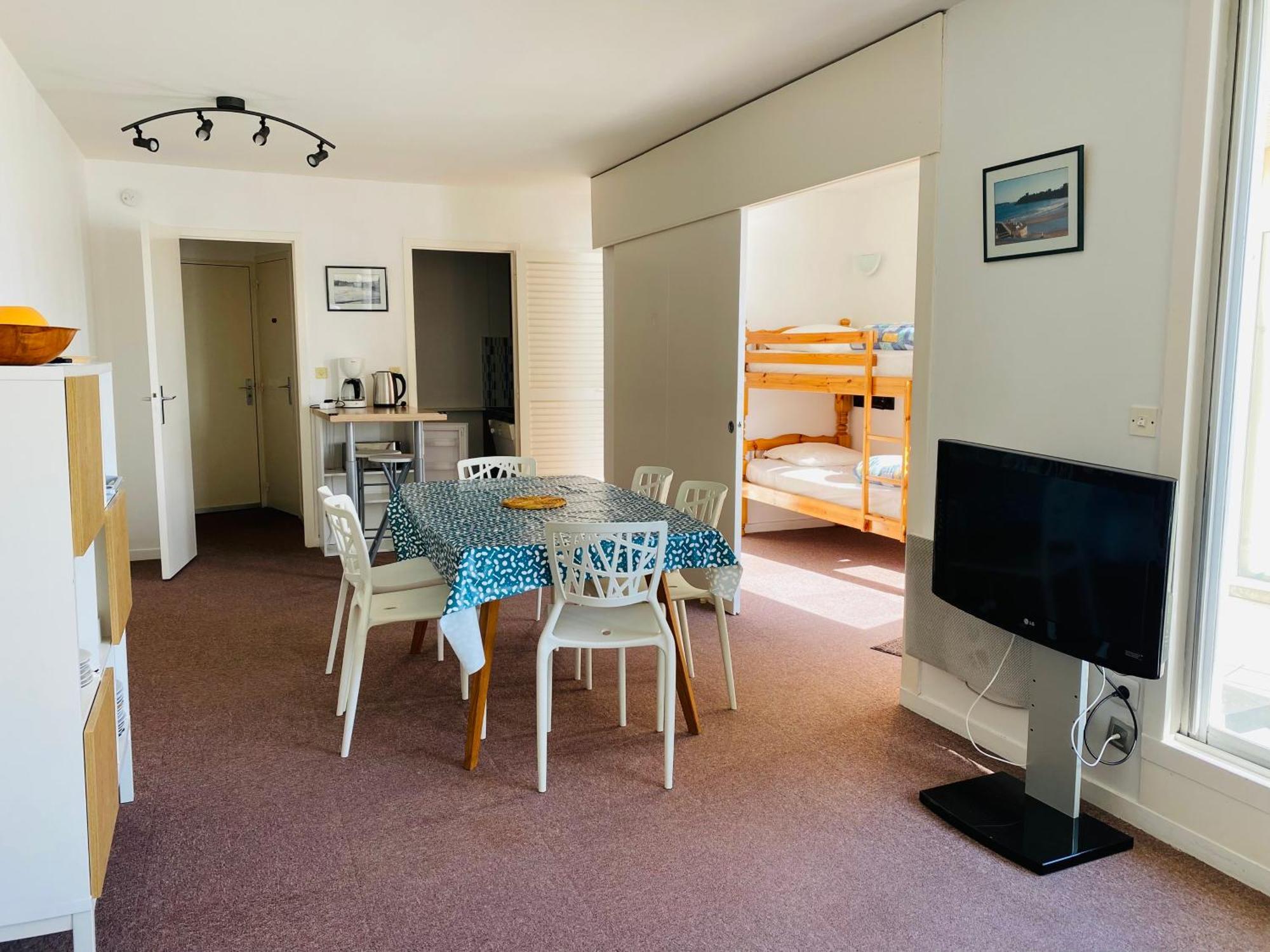 Le Crystal Dinard Plage Екстер'єр фото