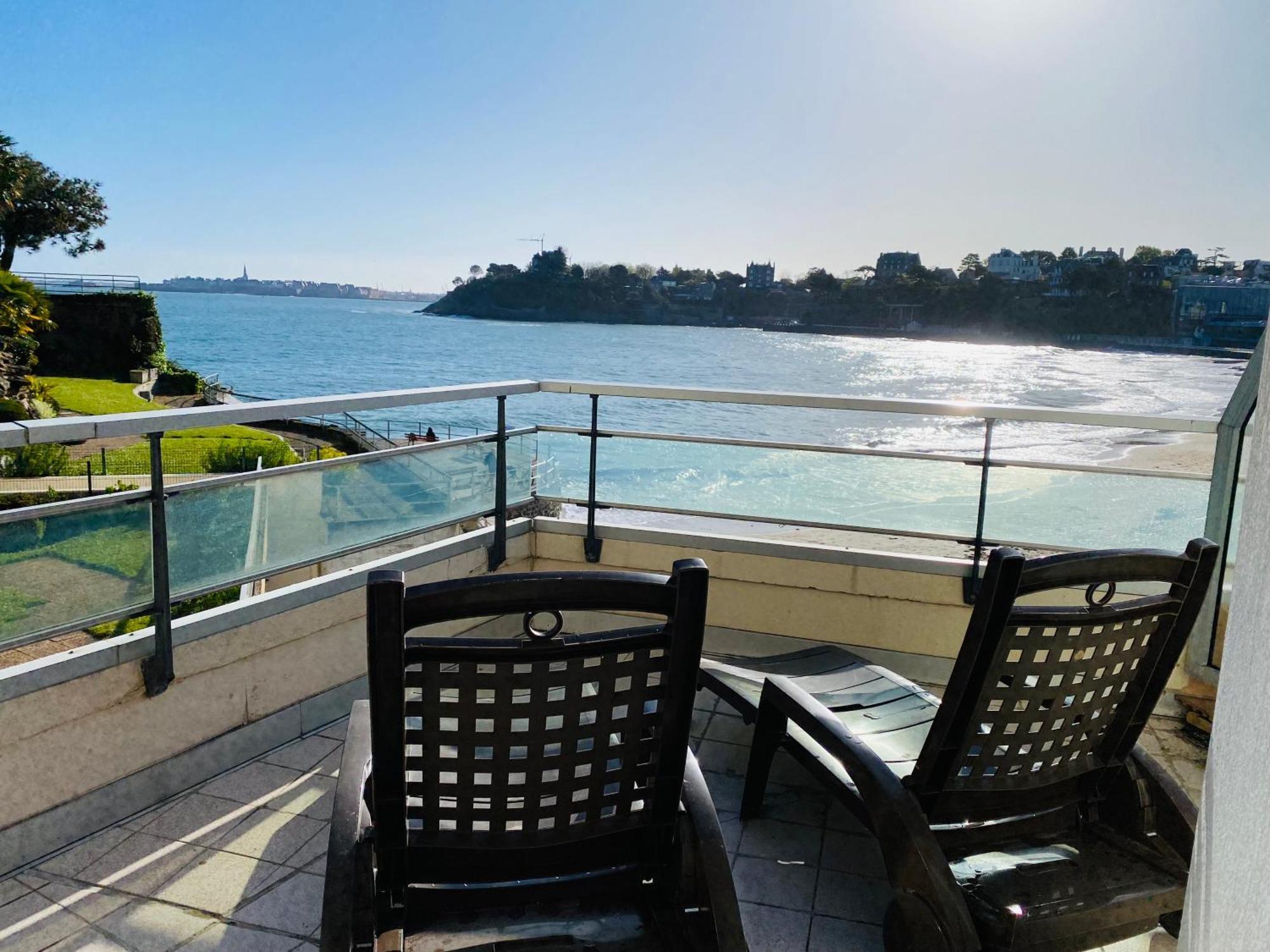 Le Crystal Dinard Plage Екстер'єр фото