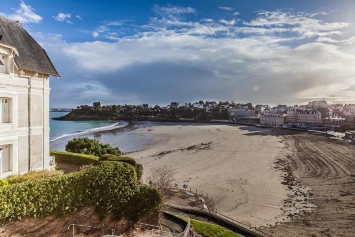 Le Crystal Dinard Plage Екстер'єр фото